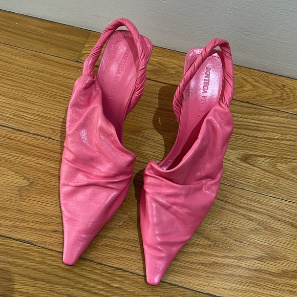 Bottega Veneta D’Orsay Pink Slingback Heels - Picture 3 of 8